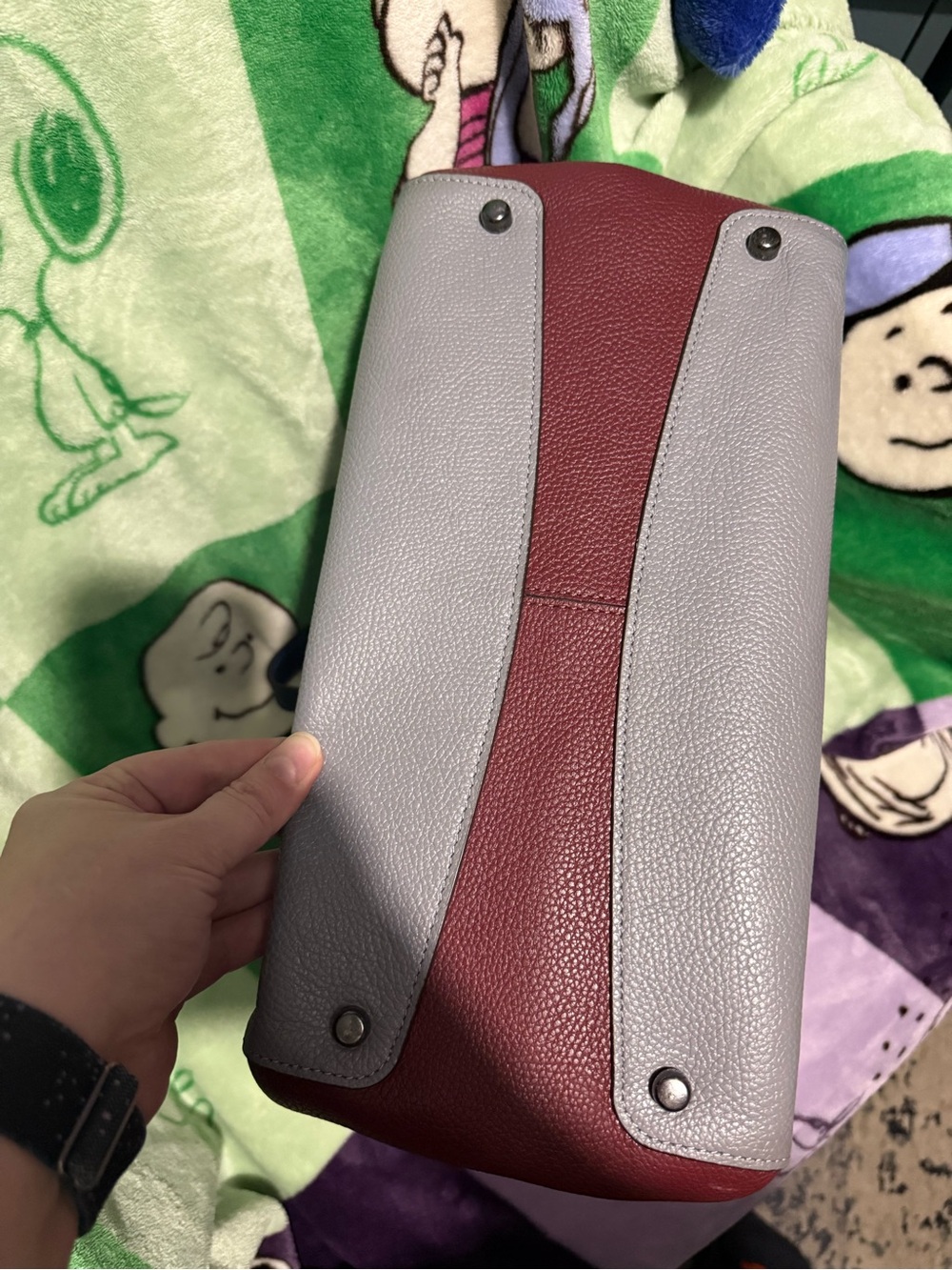 2020 Coach Hadley Hobo in gray, blue, and merlot colorblock pebbled leather - Picture 5 of 5